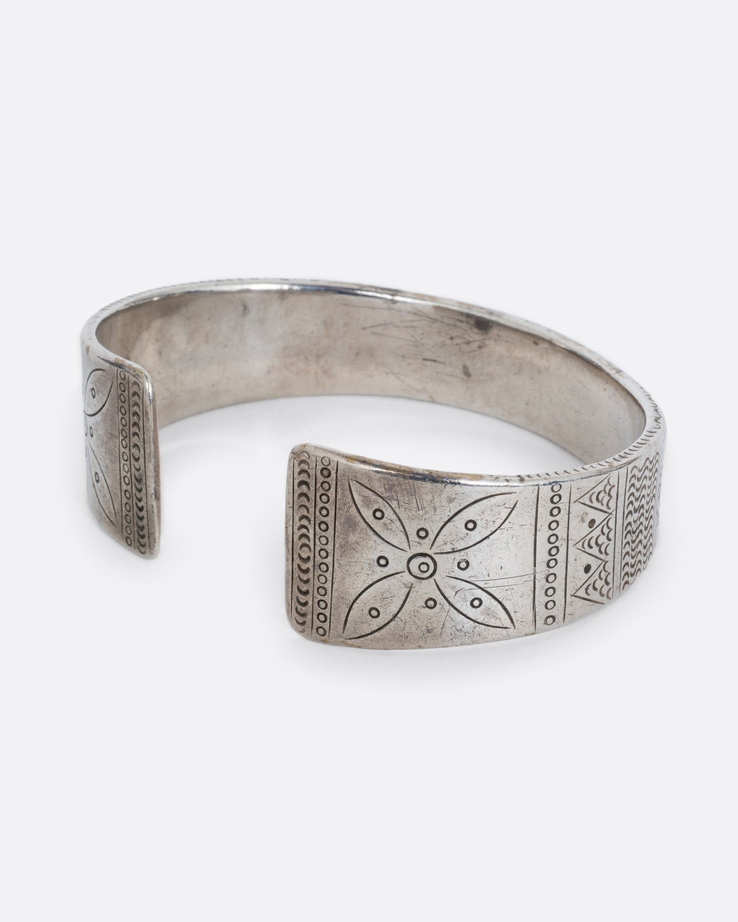 Graduated Cuff Bracelet