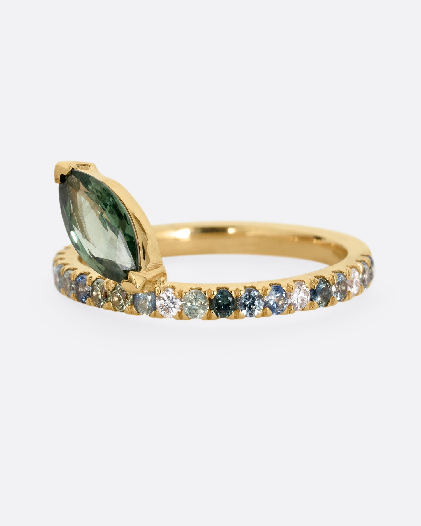Defne Green Sapphire Ring
