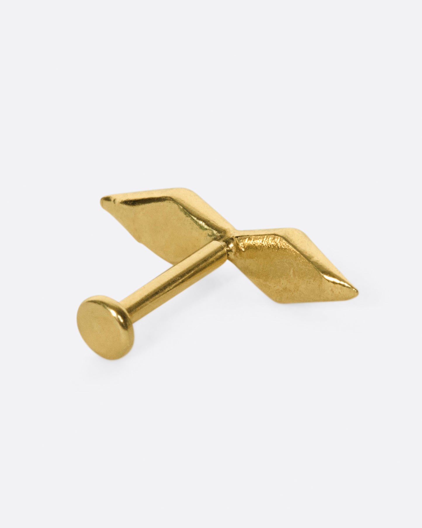 A more substantial style that mirrors and offers shine without any stones.