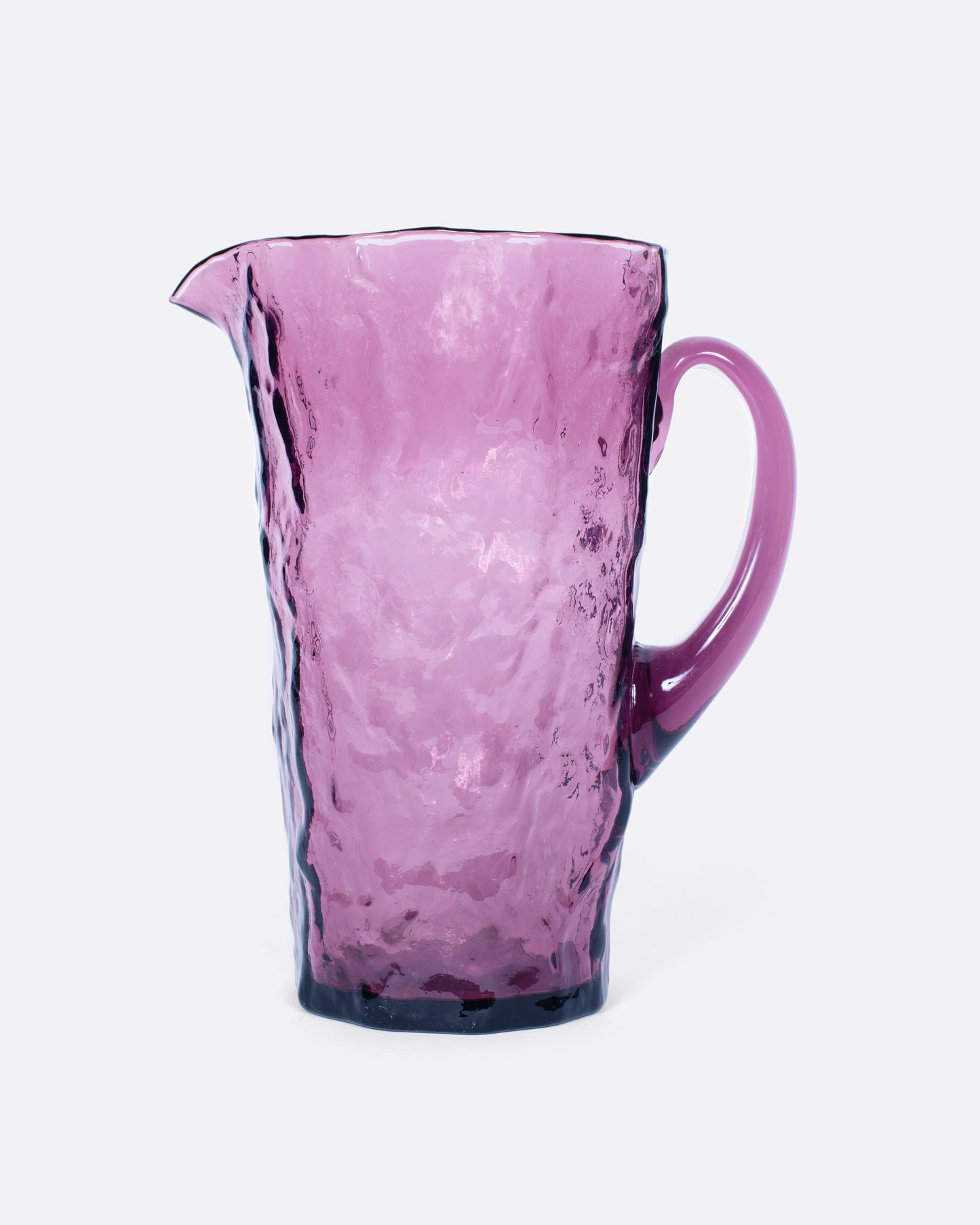 The perfect summer set to serve anything from water to sangria. The cups are squared and comfortable in the hand.