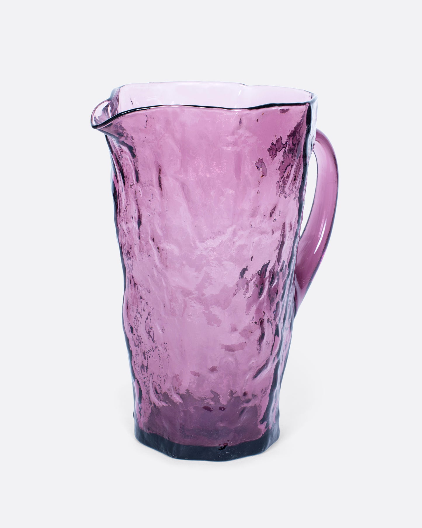 The perfect summer set to serve anything from water to sangria. The cups are squared and comfortable in the hand.