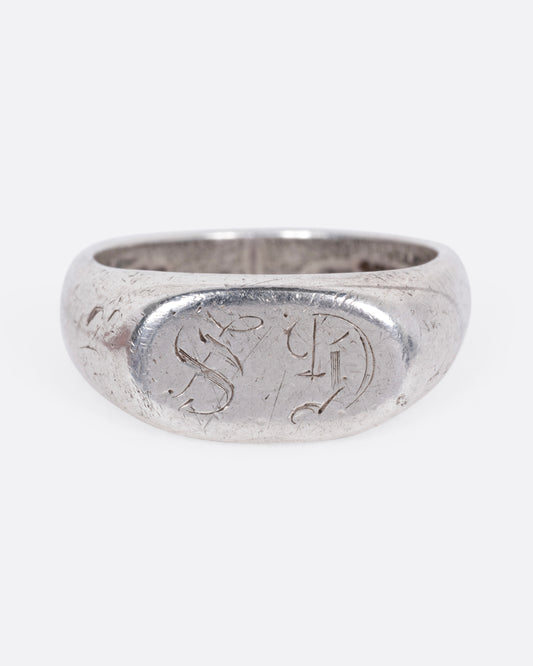 'GS' Signet Ring