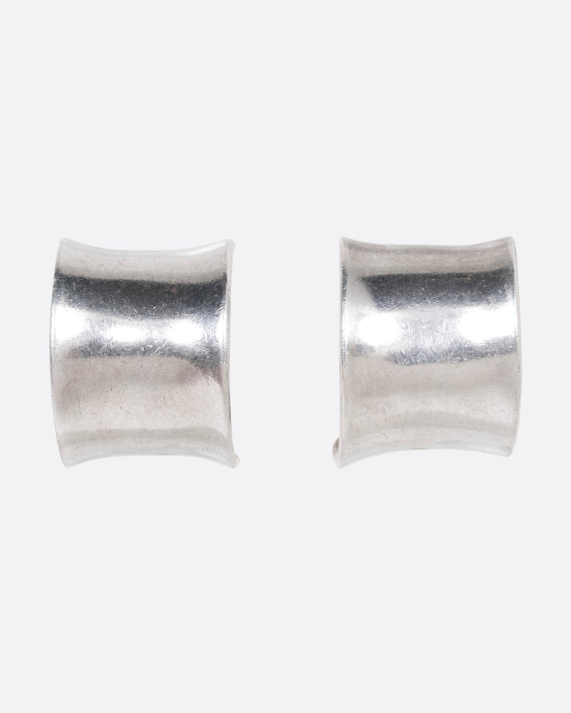 Vintage thick curved half hoop earrings in sterling silver, wide polished bands that curve around the earlobe