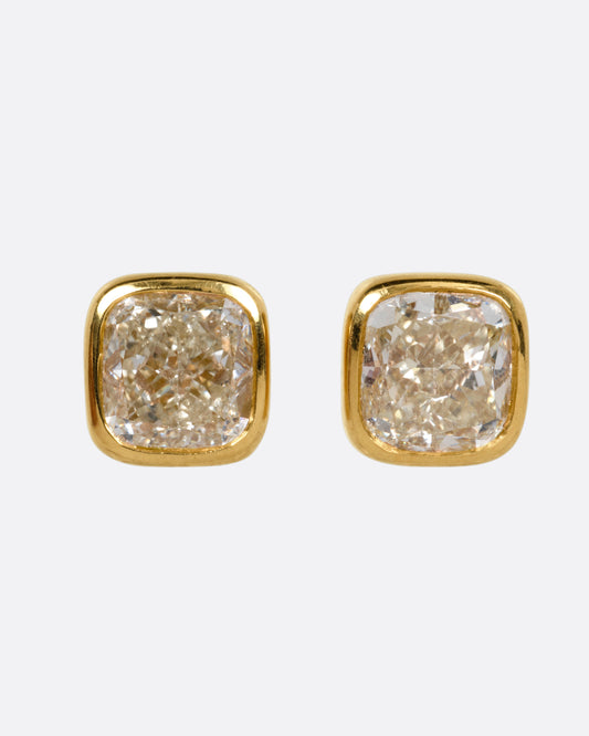 Cushion Cut Diamond Stud Earrings