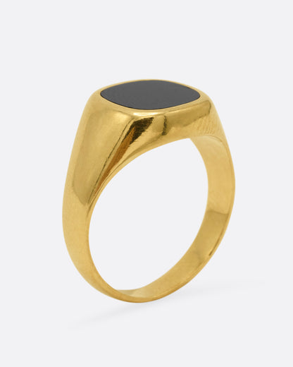 Vintage yellow gold onyx signet ring, angled view showing the height of the signet