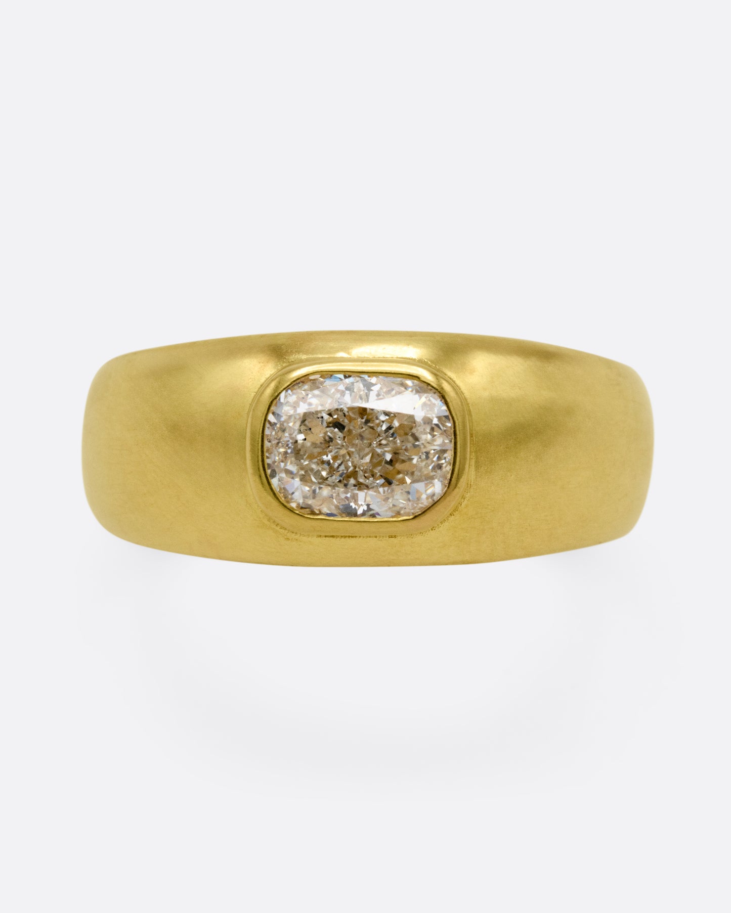 Cushion Cut Diamond Cigar Band