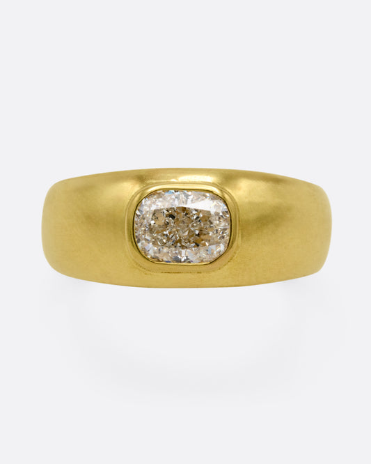 Cushion Cut Diamond Cigar Band