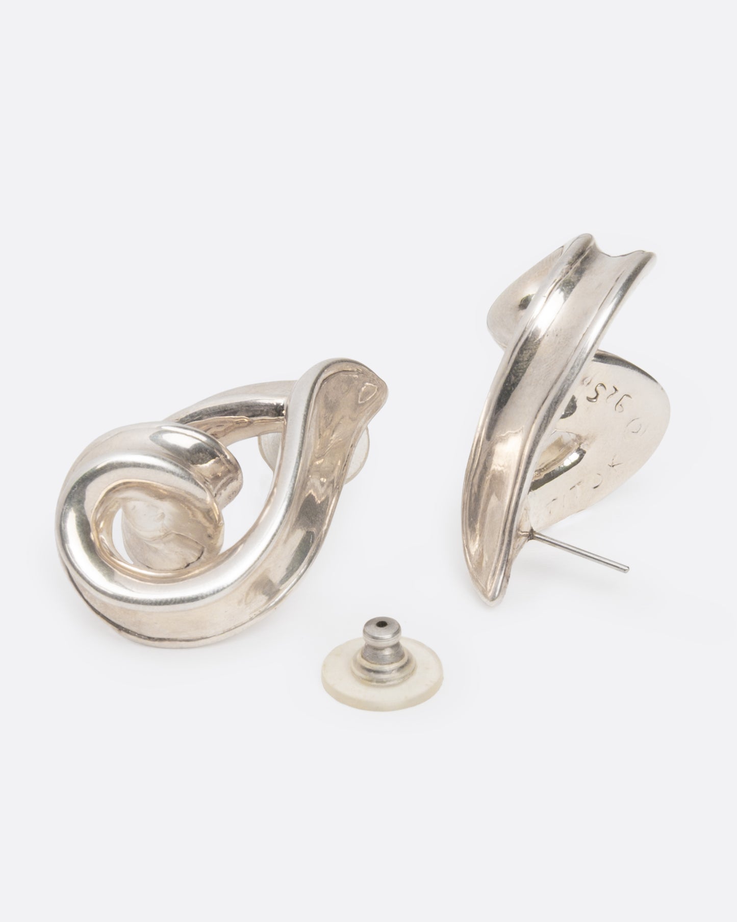 'Titok' Loop Earrings