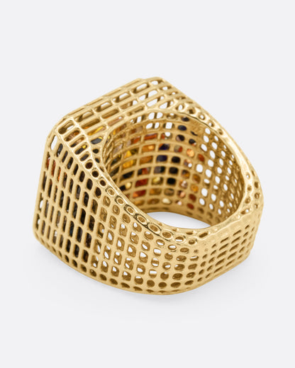 Yellow gold and yellow sapphire cage ring, back view of the yellow gold openwork band