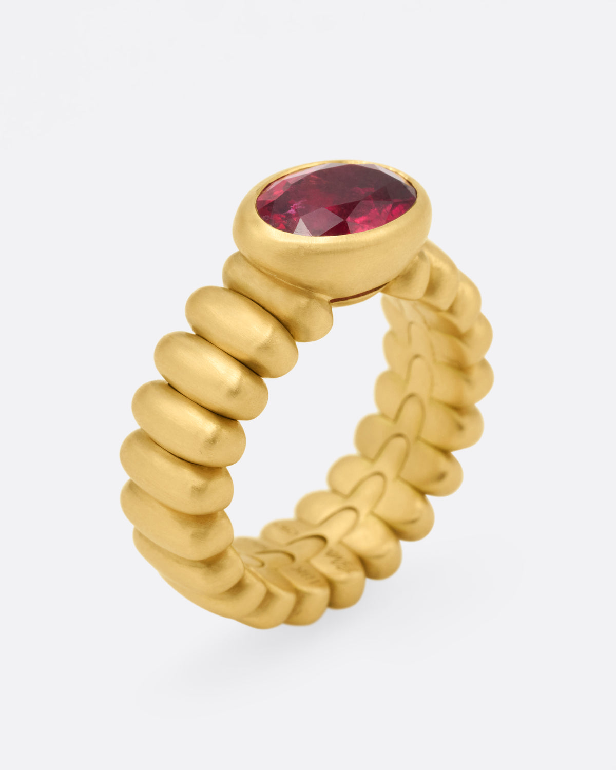 Anello Rigato in Movimento Rubellite Tourmaline Ring