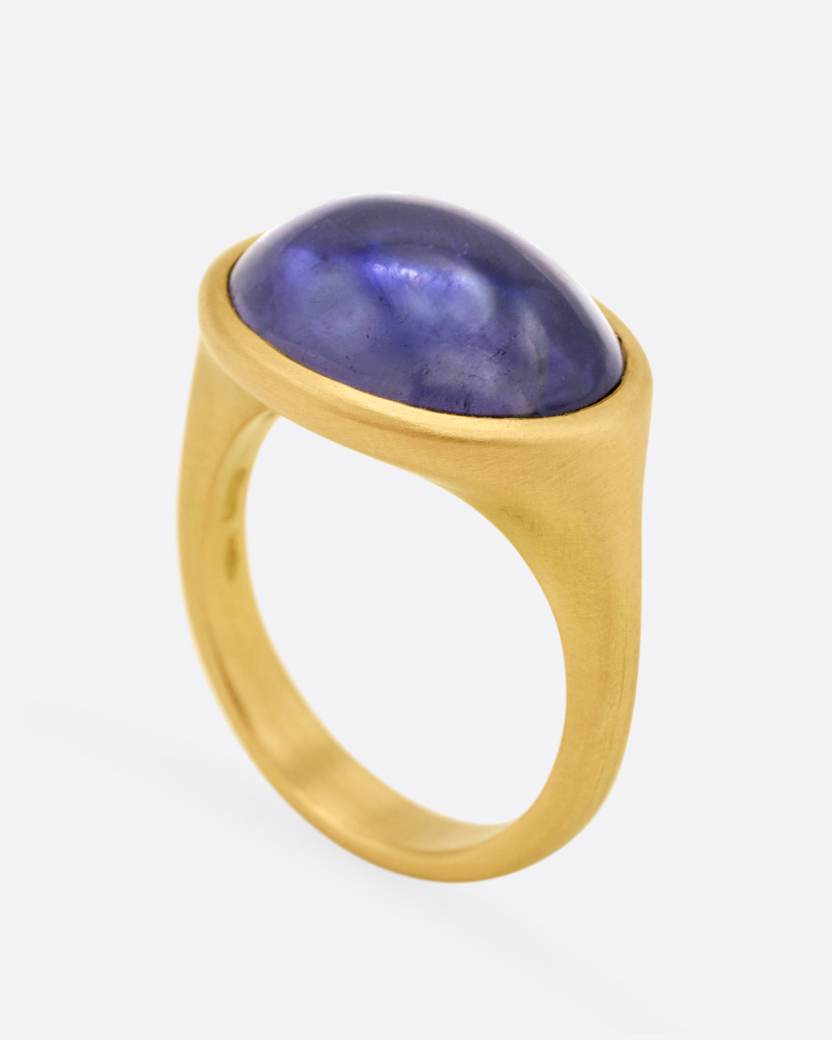 Anello All'Inglese Iolite Ring