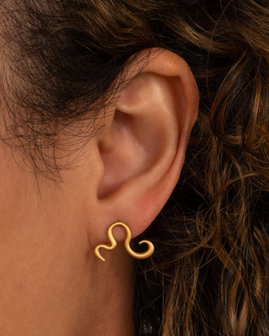Curved Snake Stud