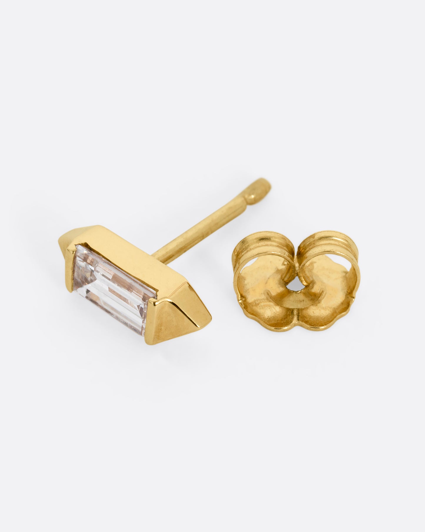 Bergama Diamond Arrow Stud Earring