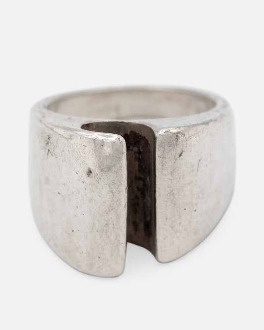 Notched Band Ring