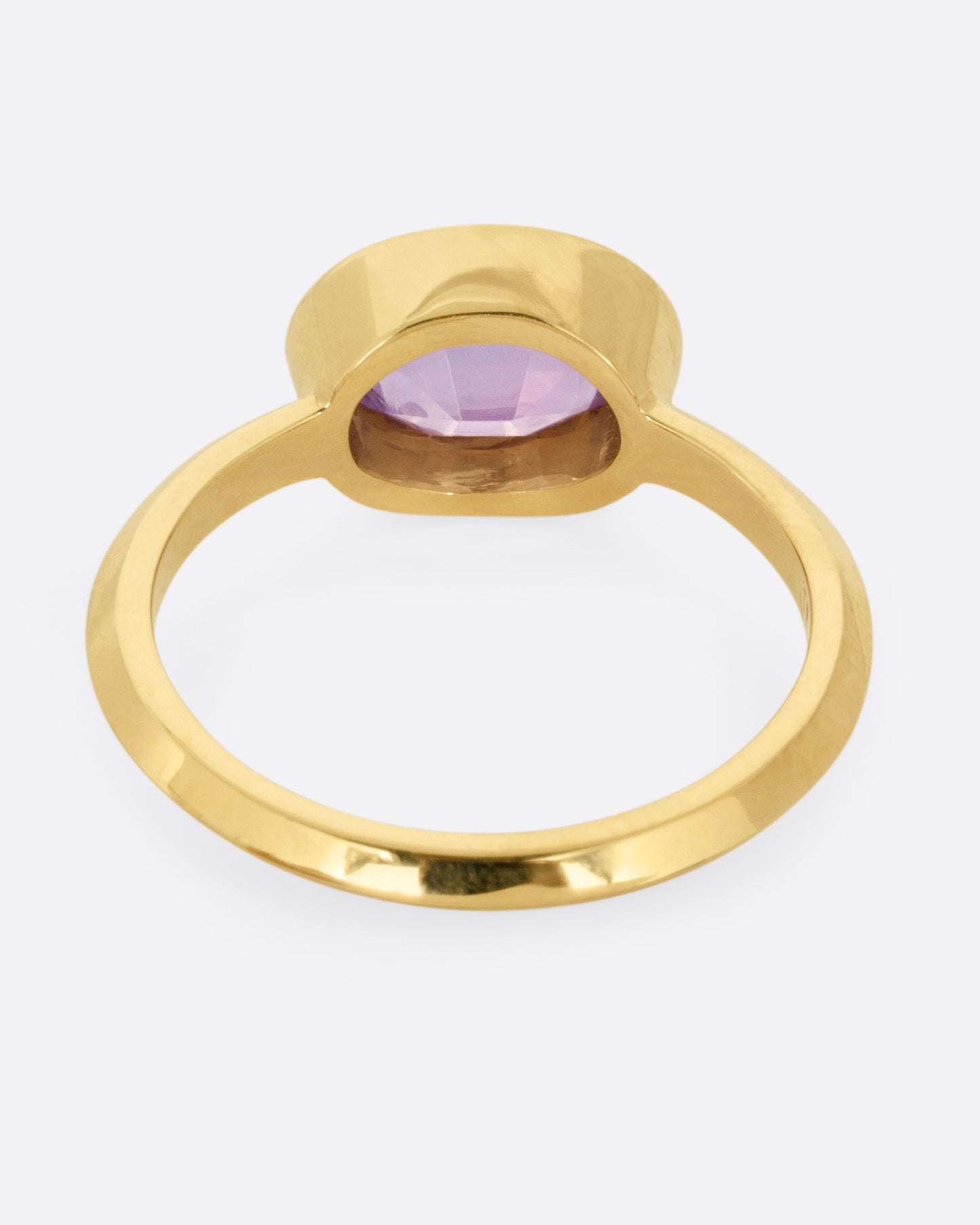 Oval Lilac Sapphire Ring