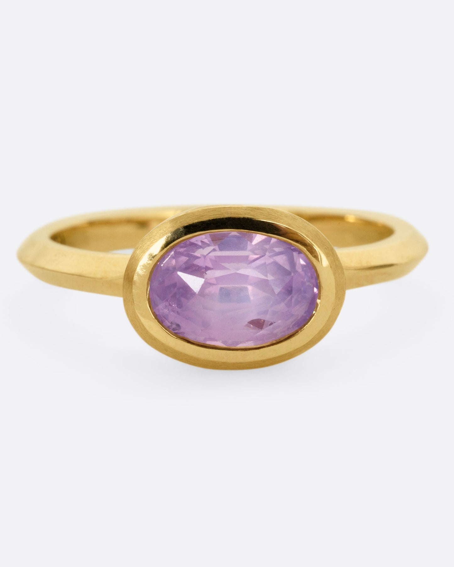 Oval Lilac Sapphire Ring