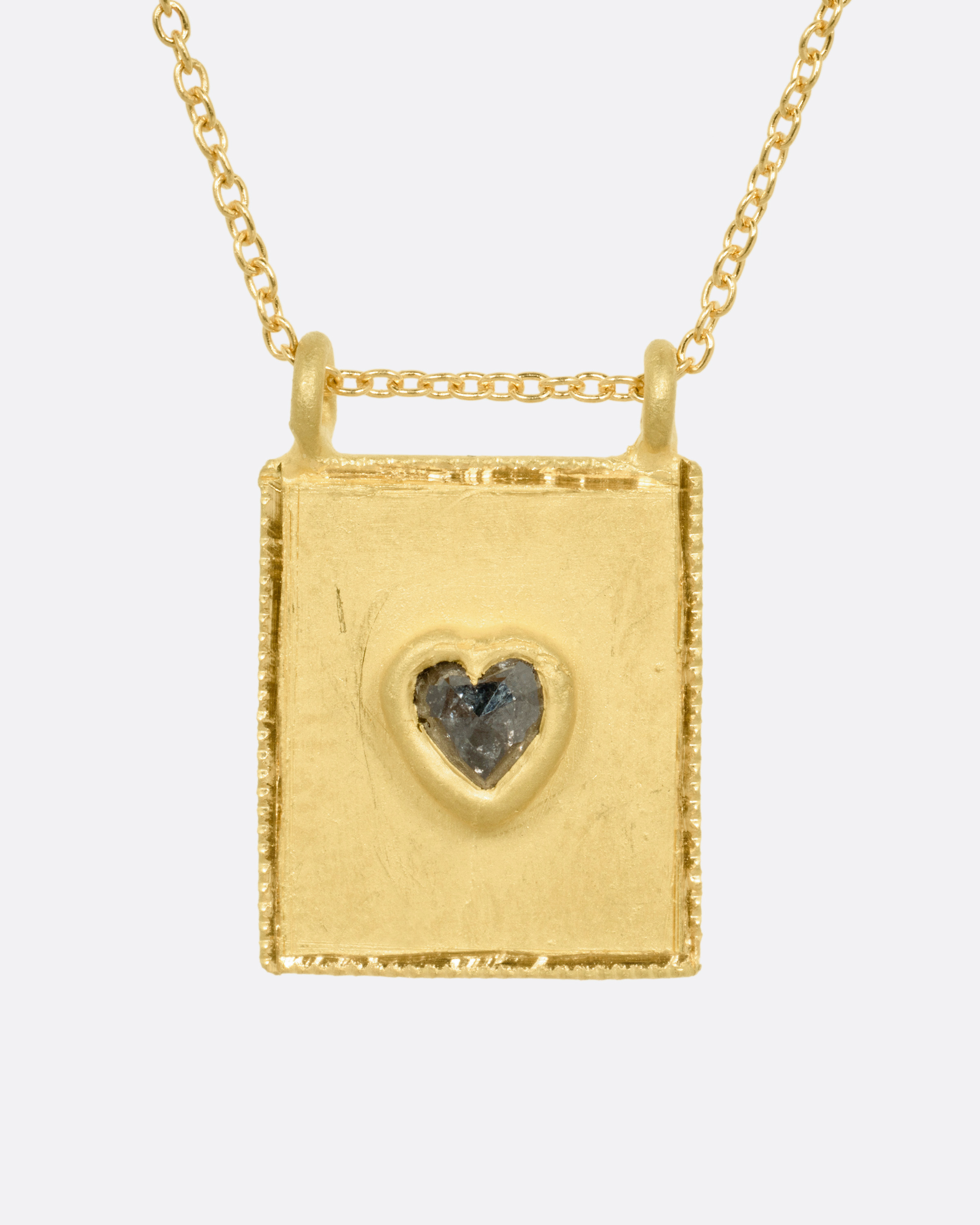 DIAMOND HEART FRAME PENDANT