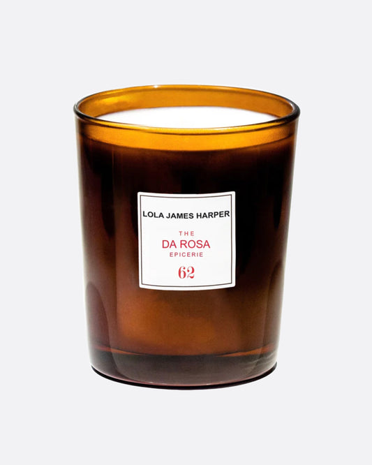 The Da Rosa épicerie has been in the heart of Paris in Saint-Germain for 20 years. This candle is an homage to the scent of spices and roses that await you at the entrance.