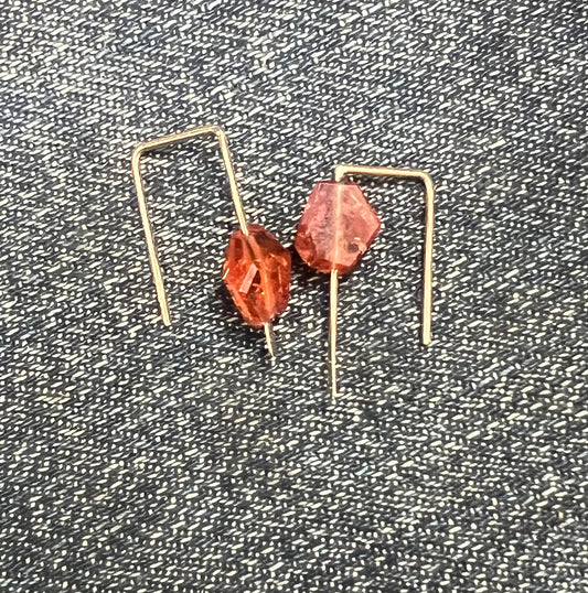 CHRISTINE FAIL 14K FAIRMINED YELLOW GOLD SMALL HOOK EARRINGS W/ HESSONITE GARNETS  - 3/4 INCHES LONG - PAIR