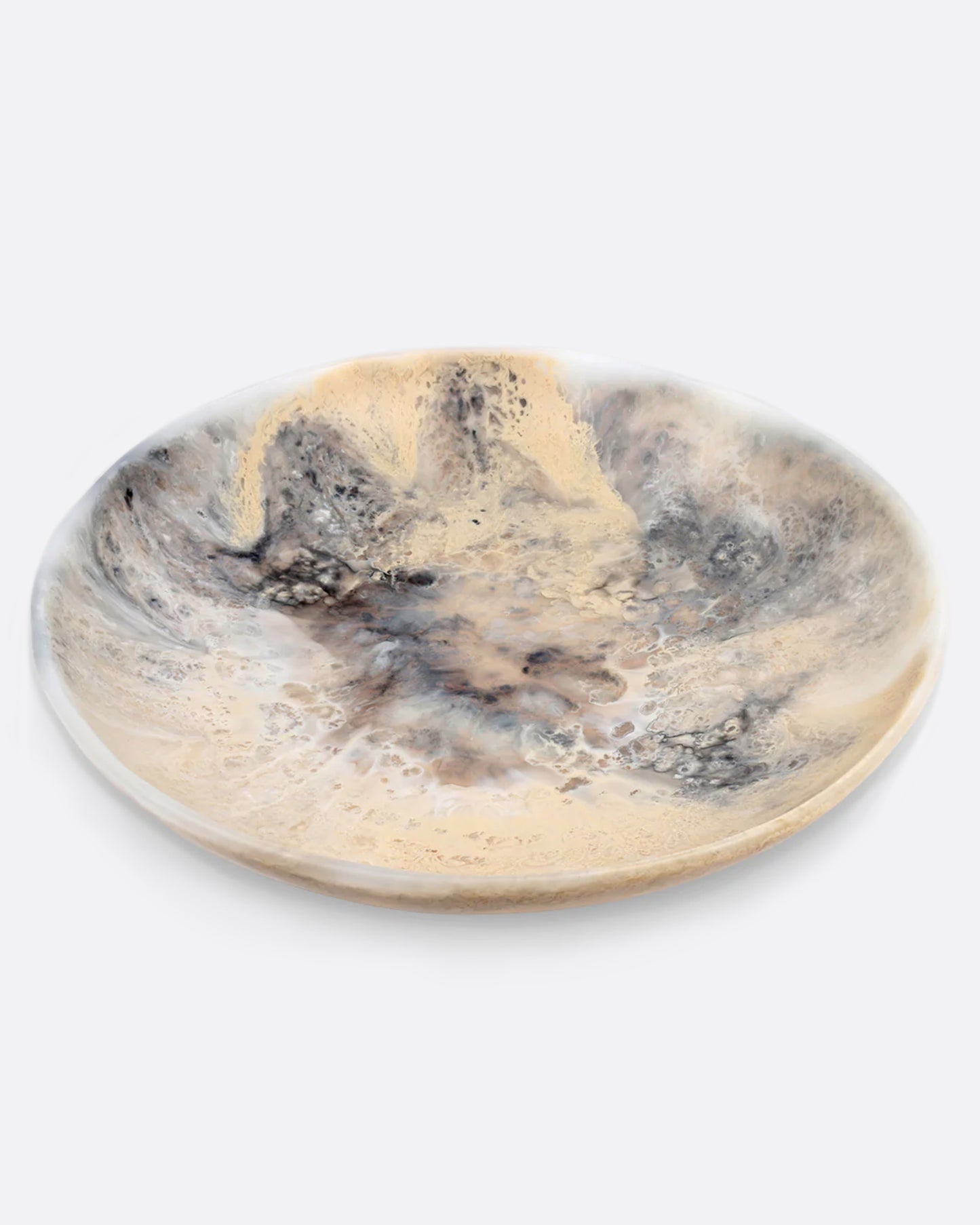 A large, shallow, hand poured resin bowl. Perfect for salads and other cool dishes.